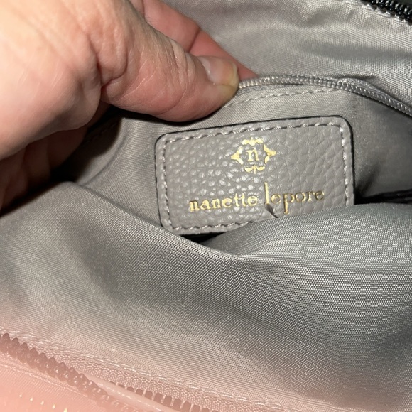 Nanette Lepore pink and gray, beautiful handbag so many pockets! - Picture 6 of 7